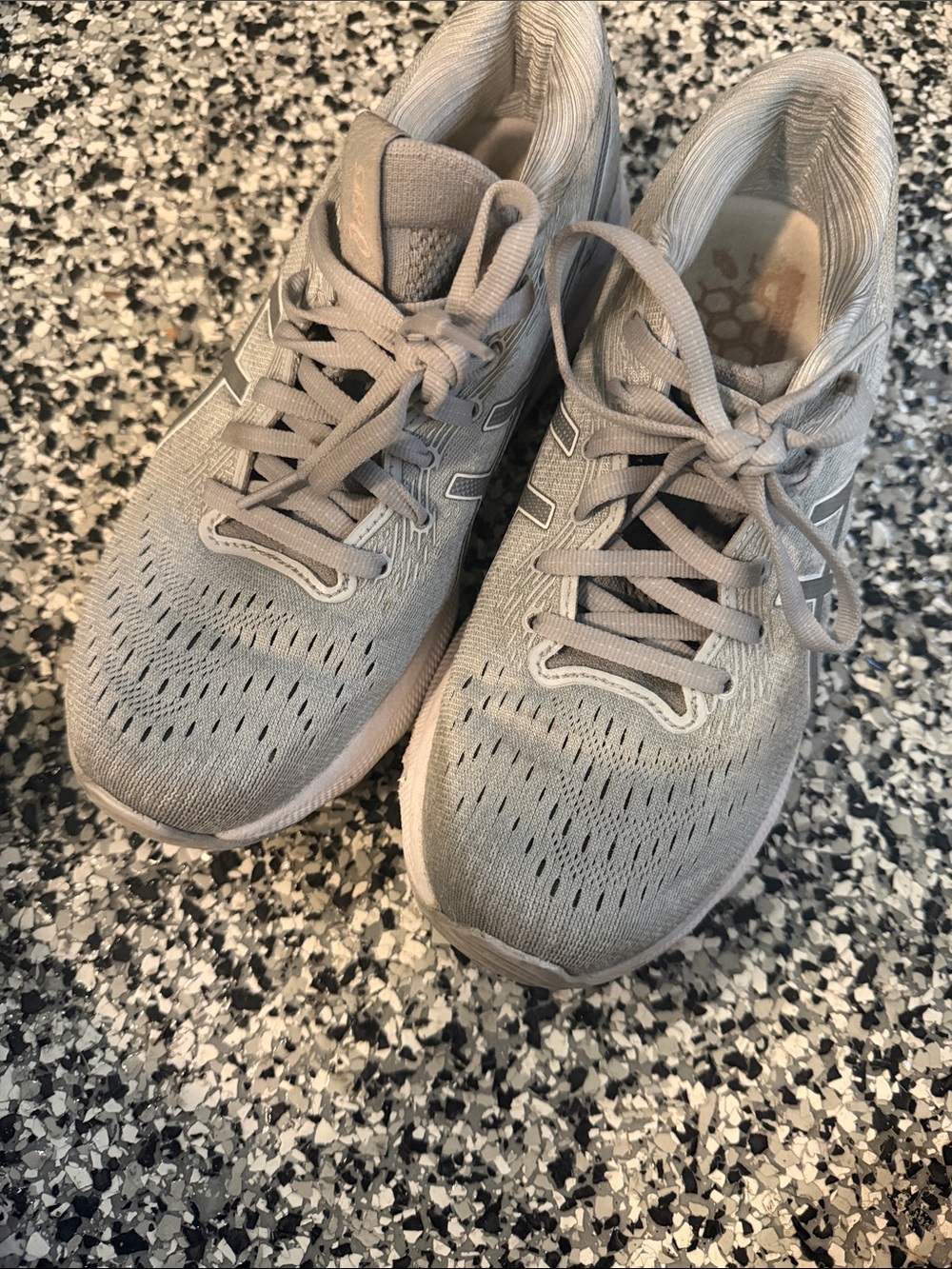 Aasics Women's Light Gray Running Sneakers with Cushioned Support